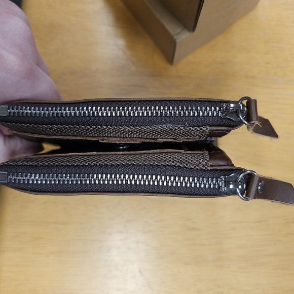 Brown Leather Card Holder - Picture 4 of 9